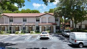11551 Royal Palm Blvd in Coral Springs, FL - Foto de edificio - Building Photo