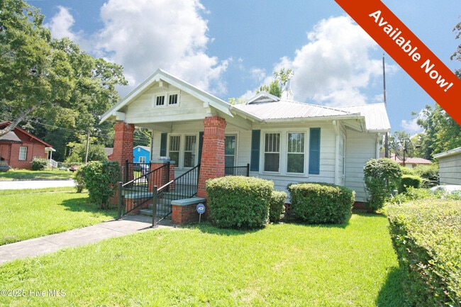 property at 2426 Princess Pl Dr