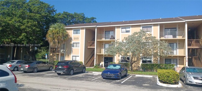 property at 300 Palm Cir W