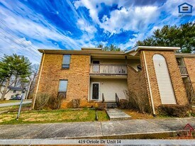 419 Oriole Dr in McMinnville, TN - Building Photo