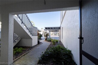 17456 Woodland Trace Dr in Ft. Myers, FL - Building Photo - Building Photo