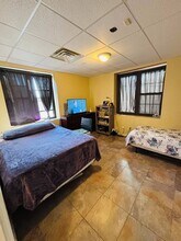 0 Cedar Swamp Rd, Unit 11585667 in Glen Cove, NY - Building Photo - Building Photo