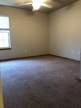 102 S East St in New Boston, TX - Building Photo - Building Photo