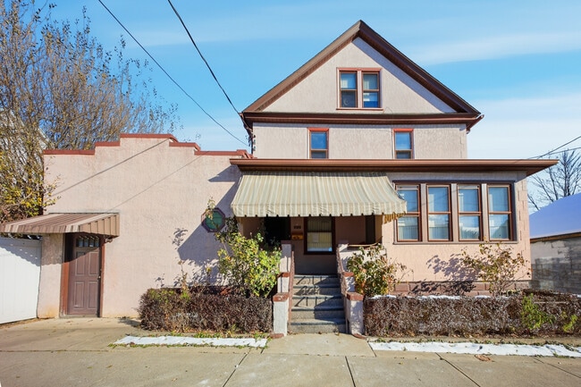 property at 612 Philo St