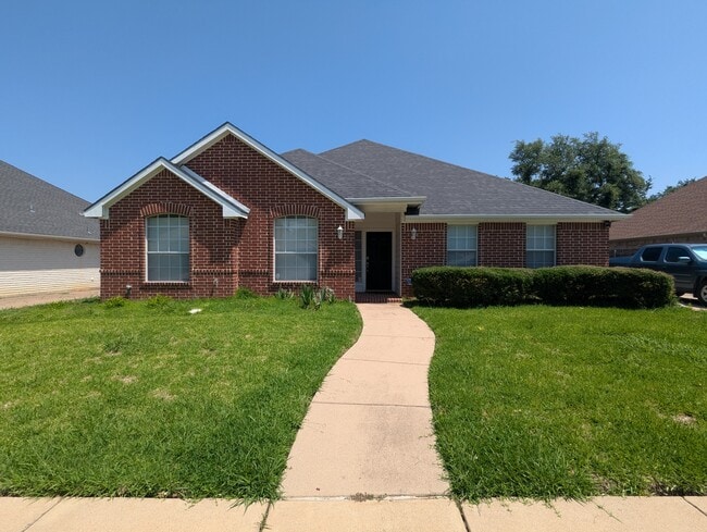 property at 3929 Cross Bend Dr