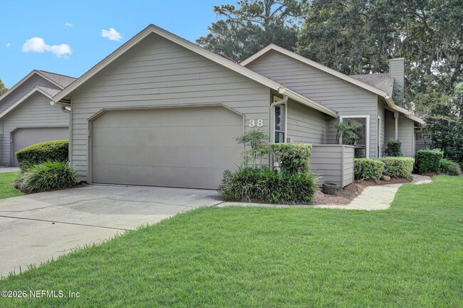 38 Loggerhead Ln