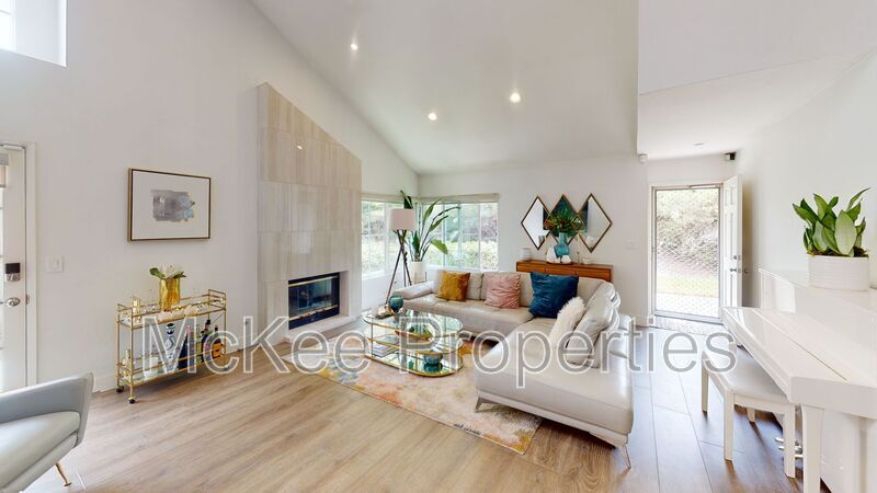 1120 Acebo Corte in Chula Vista, CA - Building Photo