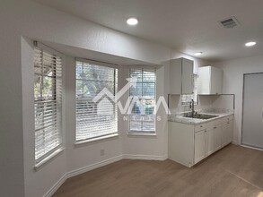 4322 Eagle Nest Dr in San Antonio, TX - Building Photo - Building Photo