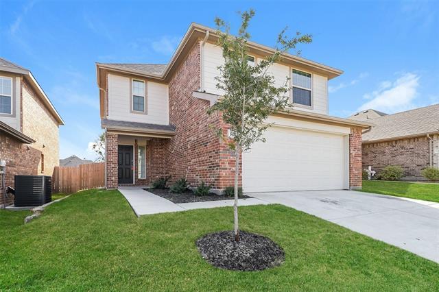 1407 Mark in Ennis, TX - Building Photo - Building Photo