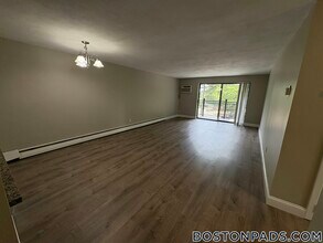 16 Whites Ave, Unit 31 in Watertown, MA - Building Photo - Building Photo