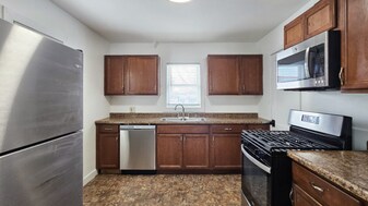 7502 29th Ave in Kenosha, WI - Building Photo