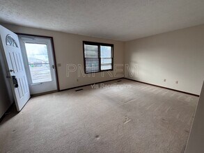 1532 Lupe Ave NW in North Canton, OH - Building Photo - Building Photo