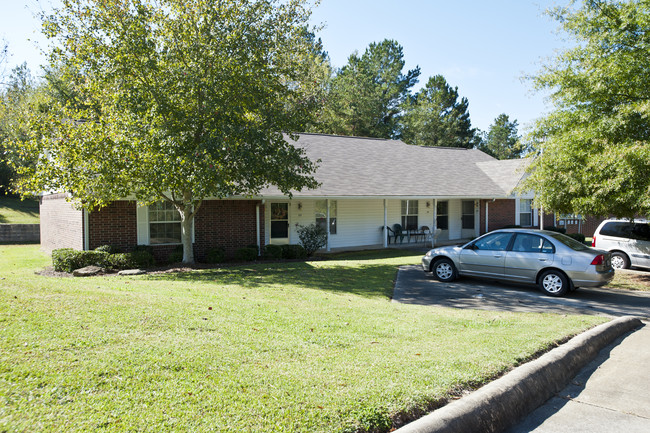 Franklin Manor in Franklin, GA - Building Photo - Building Photo