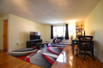 56 Colborne Rd, Unit 4 in Boston, MA - Building Photo - Building Photo