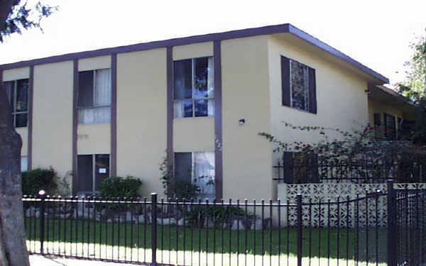 1414-1422 S Minnie St in Santa Ana, CA - Building Photo - Building Photo