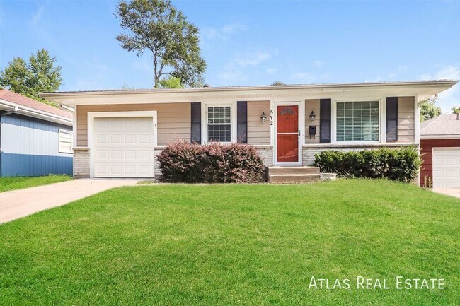 property at 512 W 101st St