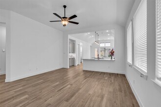 143 Afton June Dr in Rosenberg, TX - Foto de edificio - Building Photo