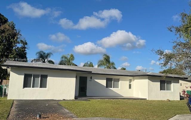 9311 SW 166th St in Palmetto Bay, FL - Building Photo - Building Photo