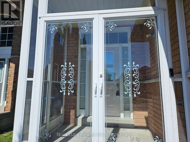 926 Ledbury Crescent in Mississauga, ON - Building Photo - Building Photo