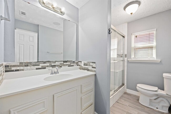 114 S Westward St in Texas City, TX - Building Photo - Building Photo
