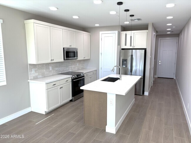 1021 E Pasadena Ave in Phoenix, AZ - Building Photo - Building Photo