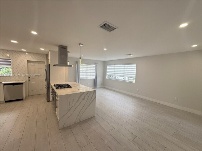 1901 Montague St in Lake Worth Beach, FL - Building Photo - Building Photo