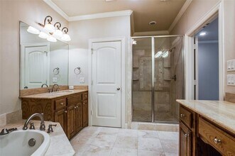 5606 Ellsworth Ave in Dallas, TX - Building Photo - Building Photo