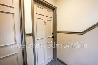 206 N George Mason Dr in Arlington, VA - Building Photo - Building Photo
