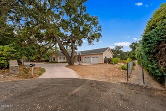 1758 Ward Way, Unit B05 in Ojai, CA - Building Photo - Building Photo