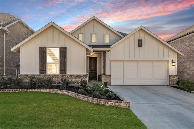 2221 Pika Rd in Northlake, TX - Building Photo