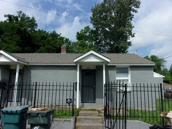 property at 525 Baltimore St