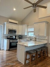 204 Gull Ln in Lavallette, NJ - Building Photo - Building Photo