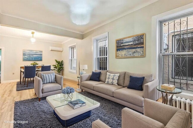 property at 959 E 14th St