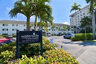 2895 NE 32nd St in Fort Lauderdale, FL - Building Photo - Building Photo