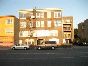 2448 Great Hwy in San Francisco, CA - Building Photo - Building Photo