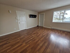 8112-8196 96 Ave in Fort St John, BC - Building Photo - Building Photo