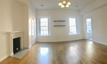 34 Mt Vernon St-Unit -2 in Boston, MA - Building Photo - Building Photo