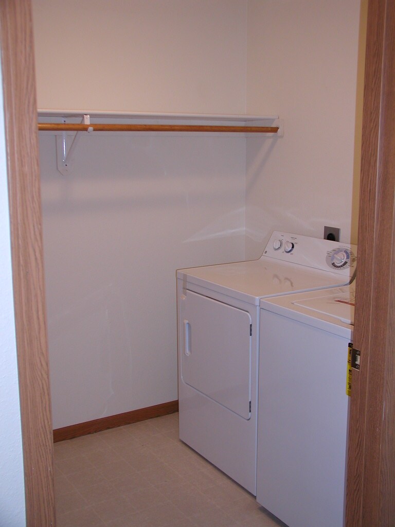 Rosewood Place Senior Apartments Lenexa, KS Apartments For Rent