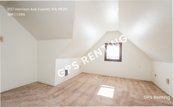 2127 Harrison Ave in Everett, WA - Building Photo - Building Photo