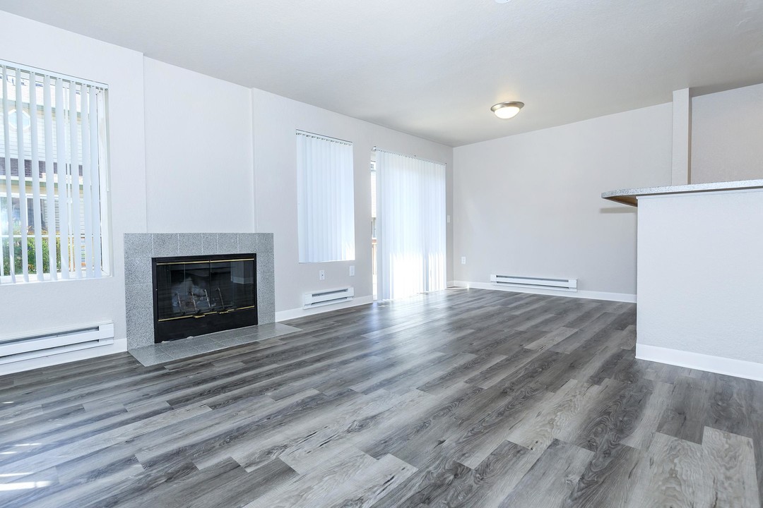 Meridian Green Townhomes in Kent, WA - Foto de edificio