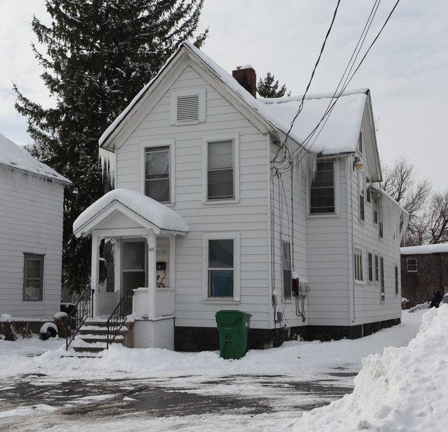 100 S Edwards Dr in Syracuse, NY - Building Photo - Building Photo