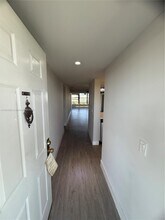 1508 Whitehall Dr in Davie, FL - Building Photo - Building Photo
