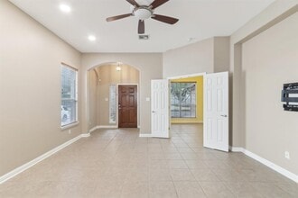 10108 Channel Island Dr in Austin, TX - Building Photo - Building Photo