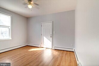 6729 Youngstown Ave, Unit C in Baltimore, MD - Foto de edificio - Building Photo