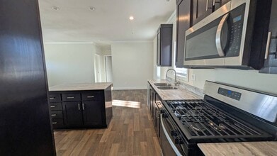 6656 Pentz Rd in Paradise, CA - Building Photo - Building Photo