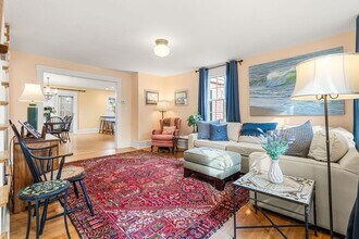16 Waldron Ct in Marblehead, MA - Building Photo - Building Photo
