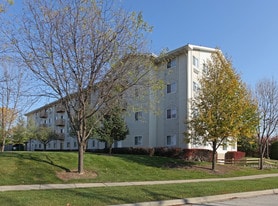 Beechwood at the Preserve in Waukegan, IL - Building Photo