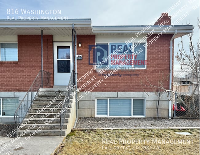 226 S 10th Ave in Pocatello, ID - Building Photo - Building Photo