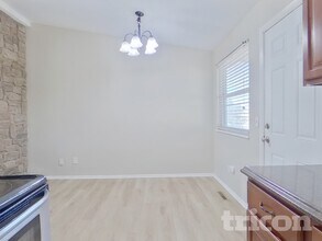 3974 S Richfield St in Aurora, CO - Foto de edificio - Building Photo