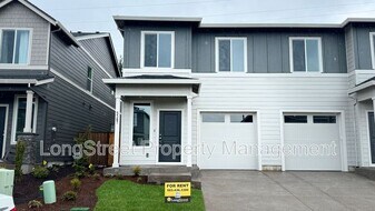 5387 NW Torchcrest Pl in Corvallis, OR - Building Photo